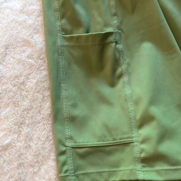 New! Abercrombie & Fitch Traveler Athletic Dress Green w/ built- in shorts NWT - Picture 13 of 15